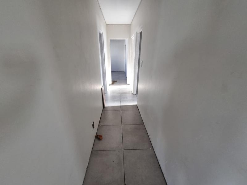 3 Bedroom Property for Sale in Britannia Bay Western Cape